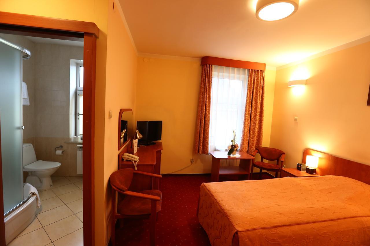 Hotel Korona Ciechanów Exteriér fotografie