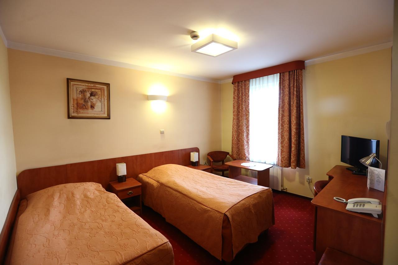 Hotel Korona Ciechanów Exteriér fotografie